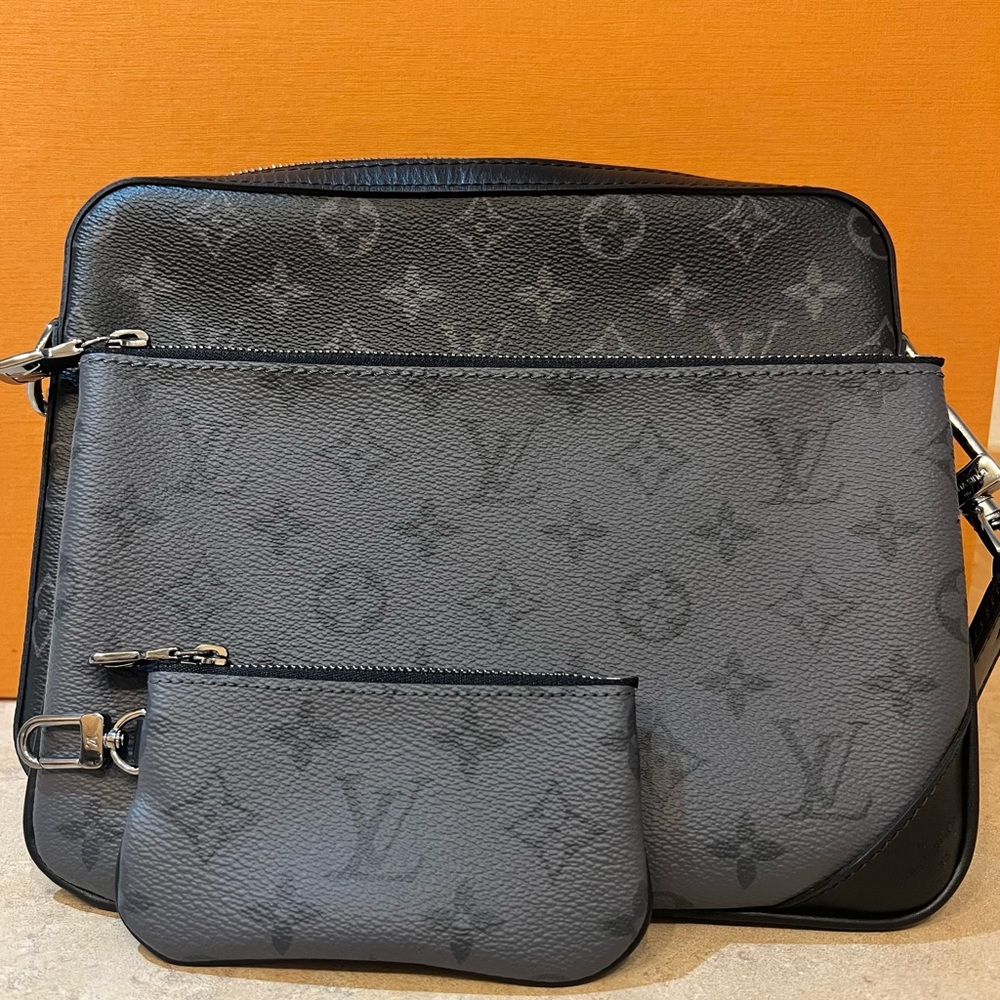 Louis Vuitton Eclipse Trio Messenger Bag, med pouch  & key pouch all included